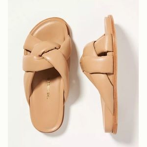 The Odells Puffy Leather Slide Sandals - Beige